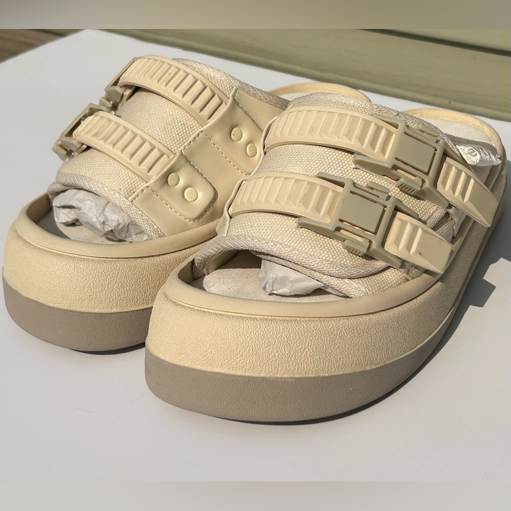 Eytys Capri Sandals